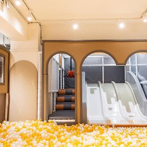 Hotel Discover